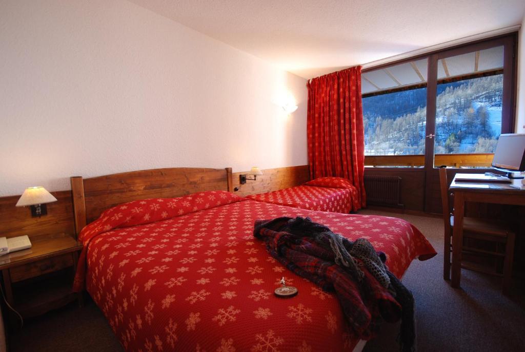Hotel Plein Sud Serre Chevalier Rom bilde