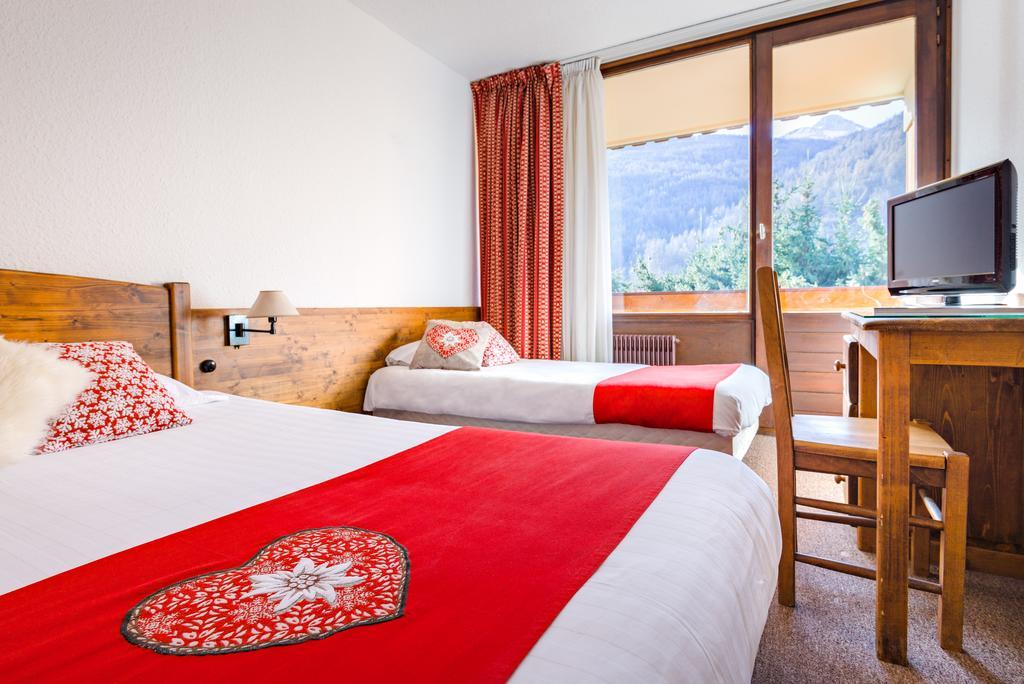 Hotel Plein Sud Serre Chevalier Rom bilde
